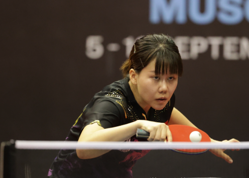 尽管他同样 尽管他同样