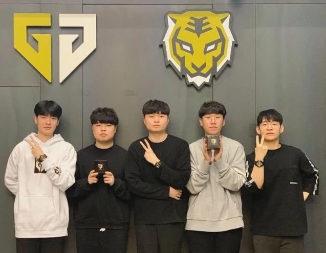 险分布下发 险分布下发